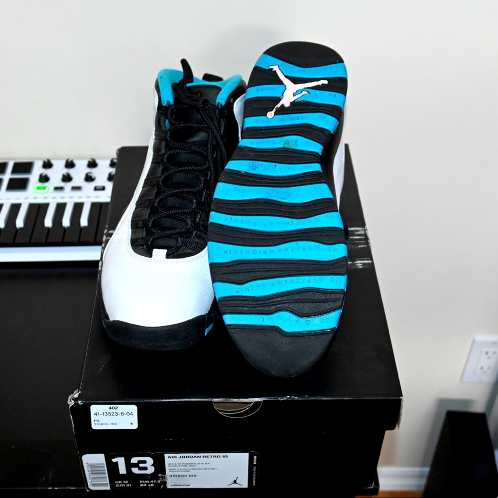 COPY - Air Jordan retro og powder blue 10s